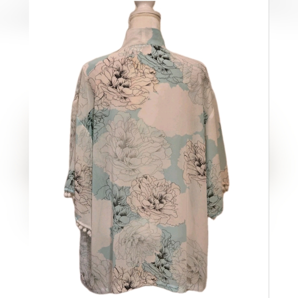 Westport Women’s 1X Kimono Blue Floral Sheer Open Front Boho Pom Pom Trim Beach - Picture 7 of 10